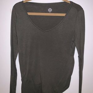 Long sleeve shirt.